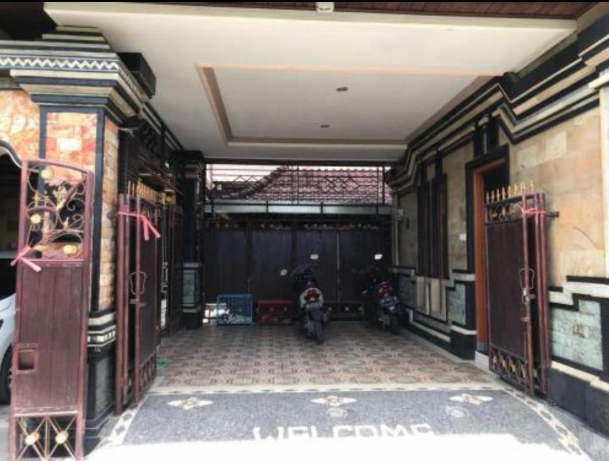 They Oenk - Gek Manik Homestay Canggu  Exterior photo