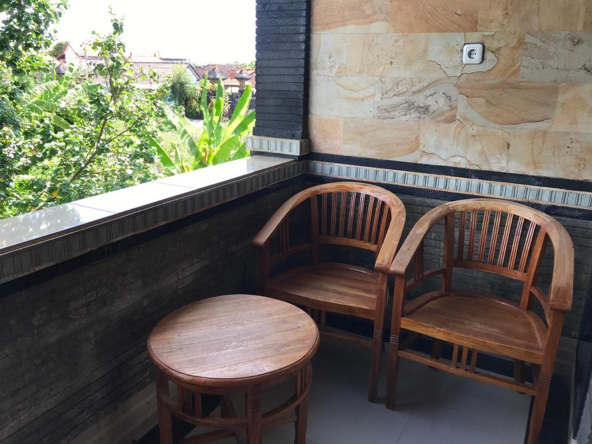 They Oenk - Gek Manik Homestay Canggu  Exterior photo